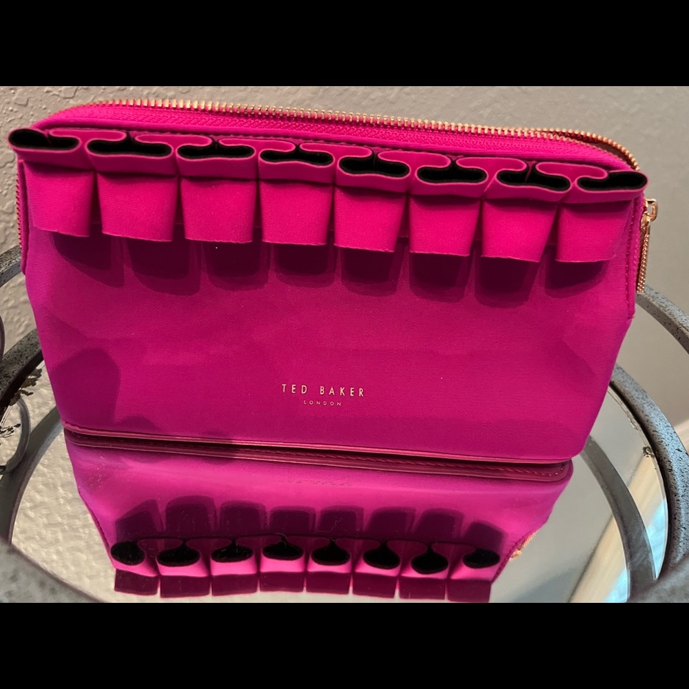 Ted Baker Valentine’s Day Clutch hot pink small with zipper New but no tag
